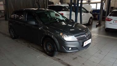 Opel Astra 2012 года, 126 000 км - вид 2