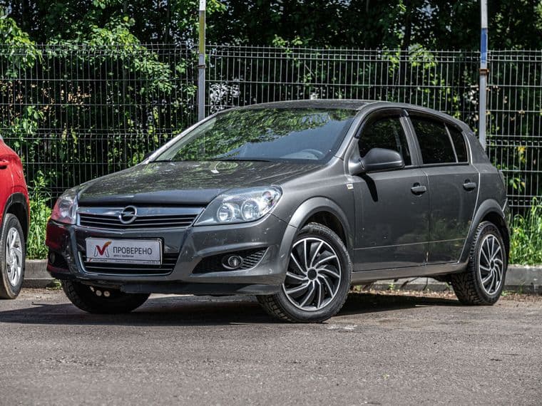 Opel Astra, 2012
