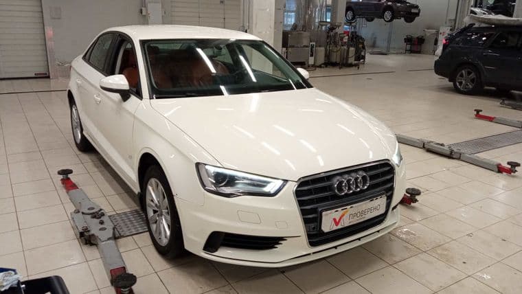 Audi A3 2014 года, 133 974 км - вид 2