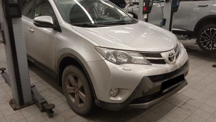 Toyota RAV4 2014 года, 144 370 км - вид 2