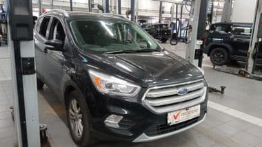 Ford Kuga 2018 года, 104 704 км | VIN 16413 - вид 2