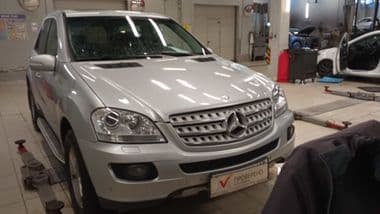 Mercedes-Benz M-класс 2006 года, 325 349 км | VIN 65156 - вид 1