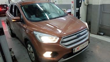 Ford Kuga 2017 года, 102 595 км - вид 2