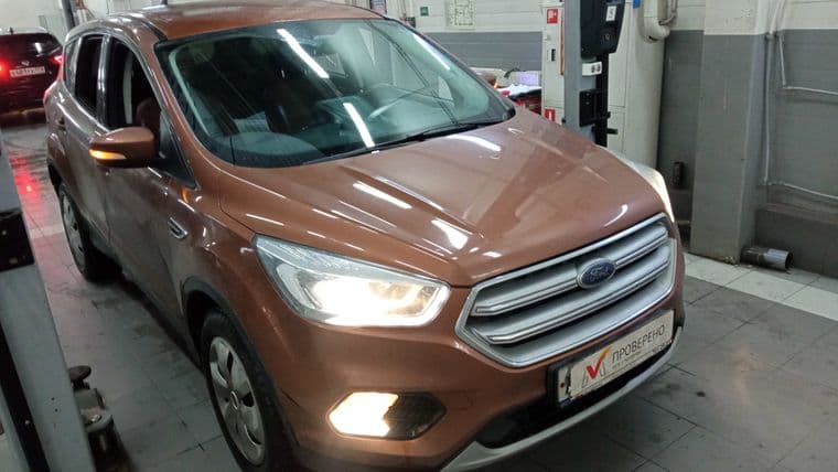 Ford Kuga 2017 года, 102 595 км - вид 2