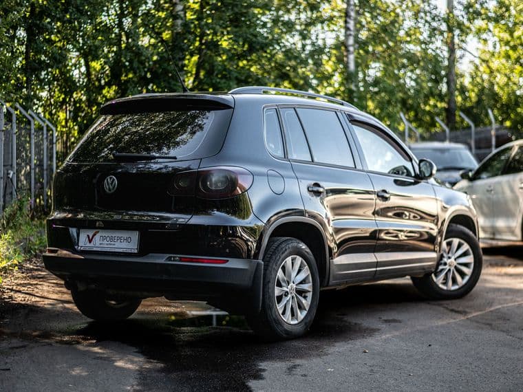 Volkswagen Tiguan, 2011 - вид 1
