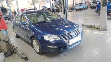 Volkswagen Passat 2007 года, 298 000 км - вид 2