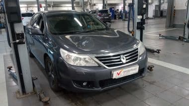 Renault Latitude 2010 года, 174 000 км - вид 2