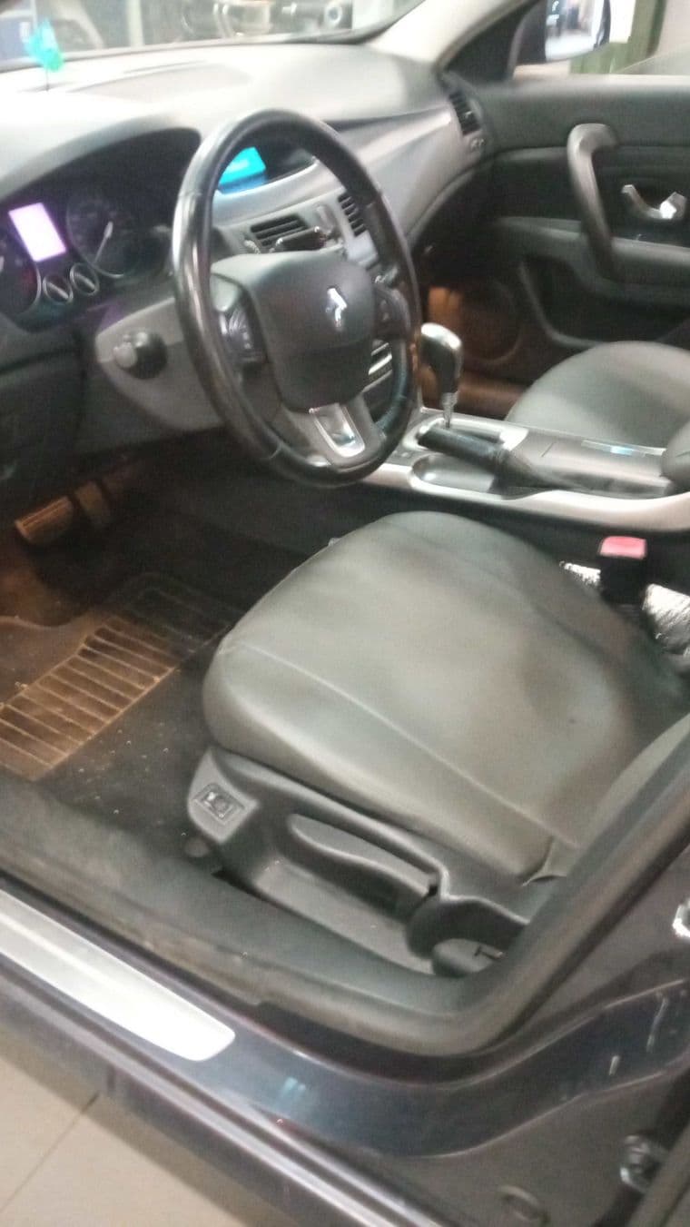 Renault Latitude, 2010 - вид 4