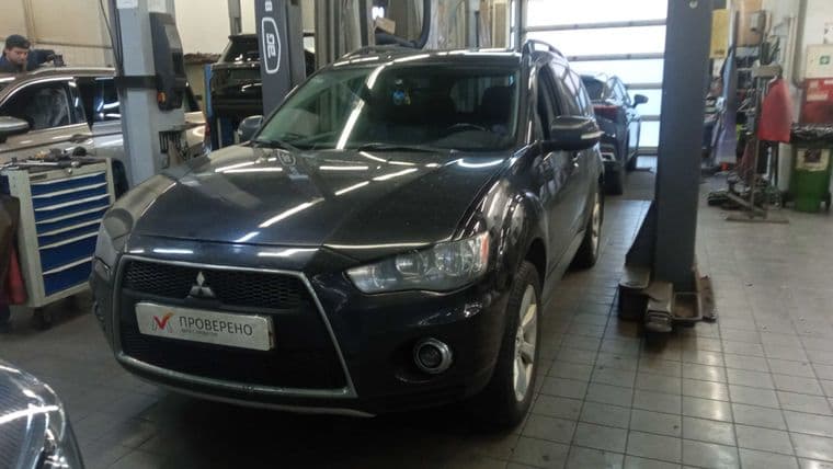 Mitsubishi Outlander, 2012