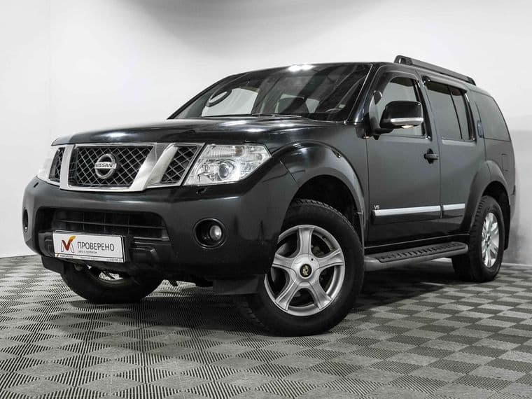 Nissan Pathfinder, 2010