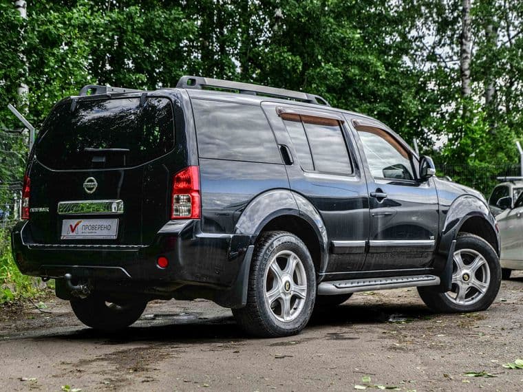 Nissan Pathfinder, 2010 - вид 1