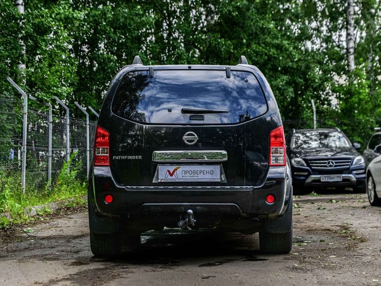 Nissan Pathfinder, 2010 - вид 3