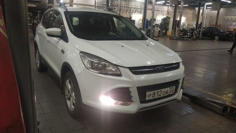 Ford Kuga 2015 года, 285 851 км | VIN 33476 - вид 1