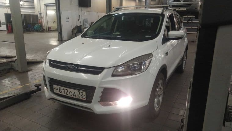 Ford Kuga 2015 года, 285 851 км | VIN 33476 - вид 2
