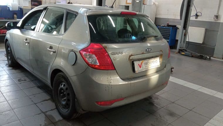 KIA Ceed, 2010 - вид 3