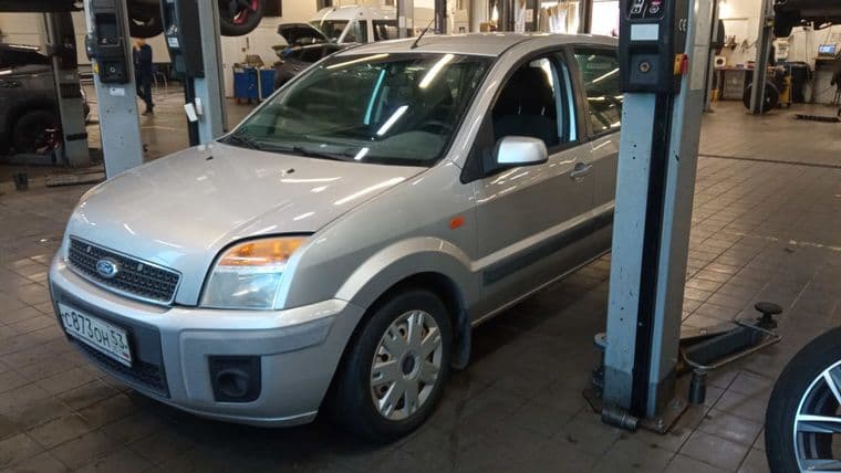 Ford Fusion, 2007