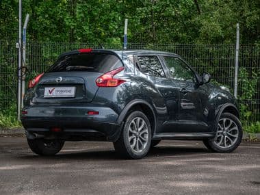 Nissan Juke 2013 года, 172 709 км - вид 2