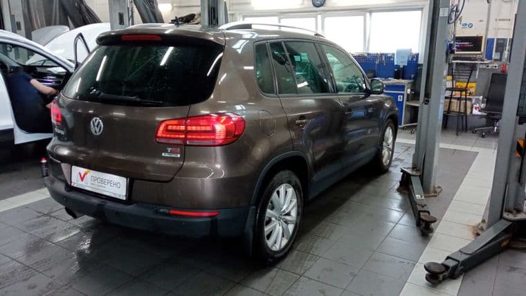 Volkswagen Tiguan, 2016 - вид 2
