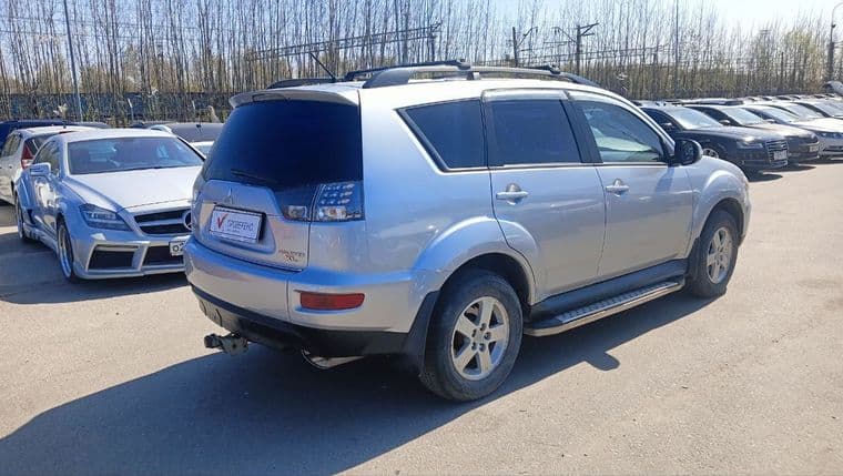 Mitsubishi Outlander, 2011 - вид 3