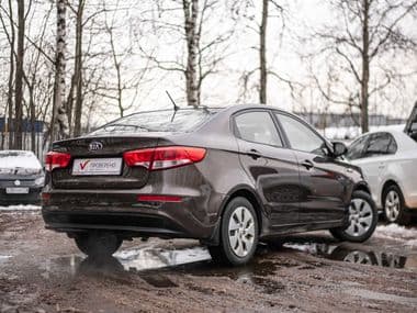 KIA Rio 2016 года, 196 700 км - вид 2