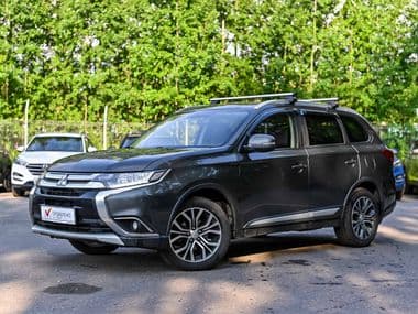Mitsubishi Outlander 2018 года, 220 792 км - вид 1