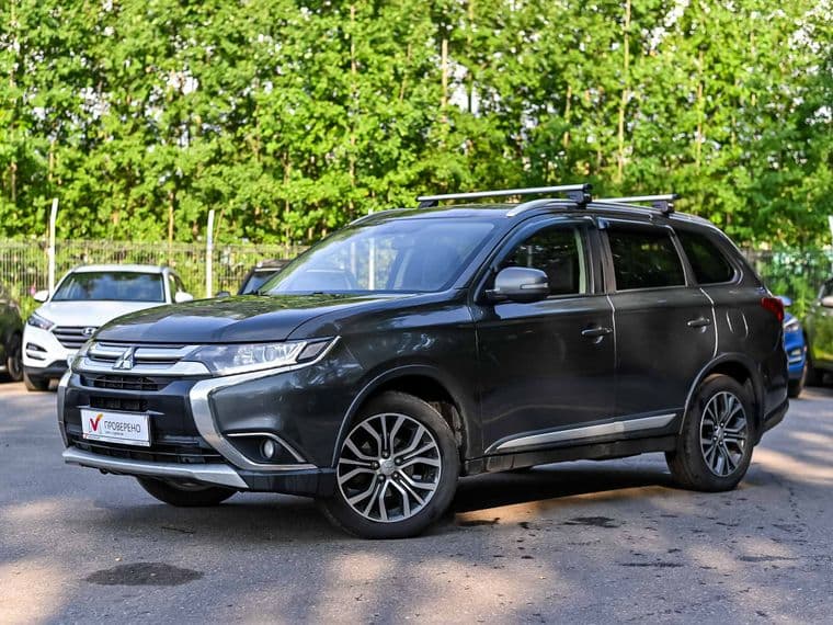 Mitsubishi Outlander 2018 года, 220 792 км - вид 1
