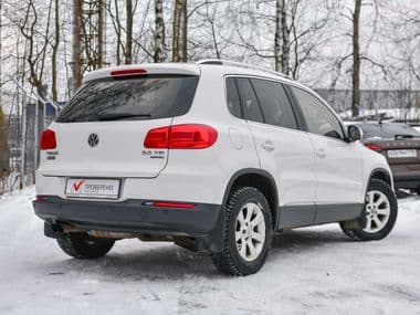 Volkswagen Tiguan 2013 года, 175 703 км - вид 2