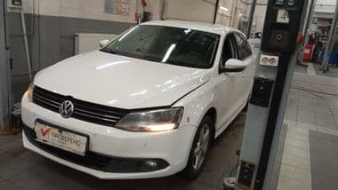 Volkswagen Jetta 2014 года, 157 365 км | VIN 06874 - вид 1