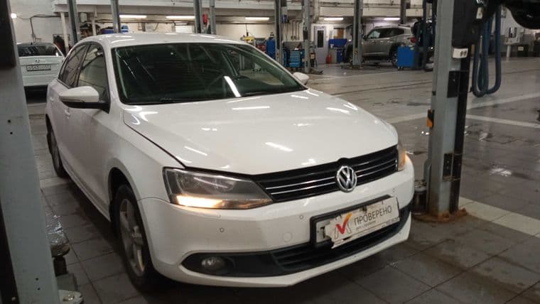 Volkswagen Jetta 2014 года, 157 365 км | VIN 06874 - вид 2