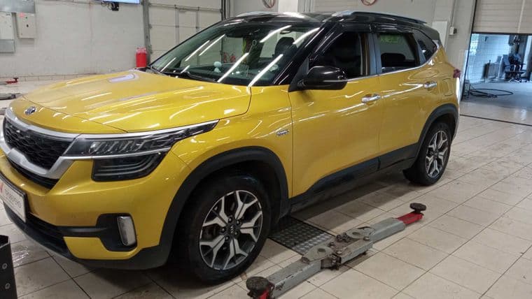 KIA Seltos 2020 года, 72 053 км - вид 1