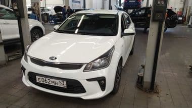 KIA Rio 2017 года, 104 075 км - вид 1