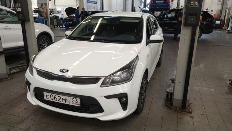 KIA Rio 2017 года, 104 075 км - вид 1