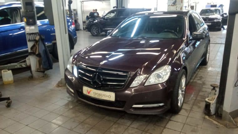 Mercedes-Benz E-класс, 2010
