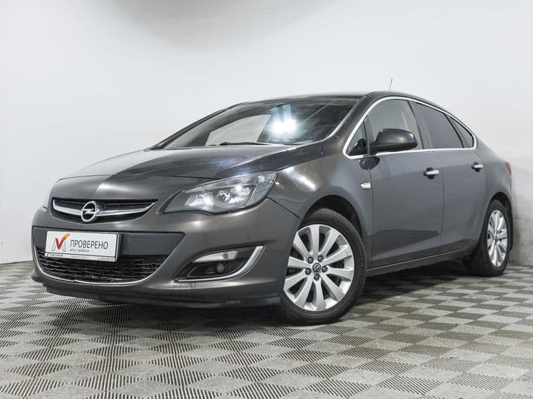 Opel Astra, 2013