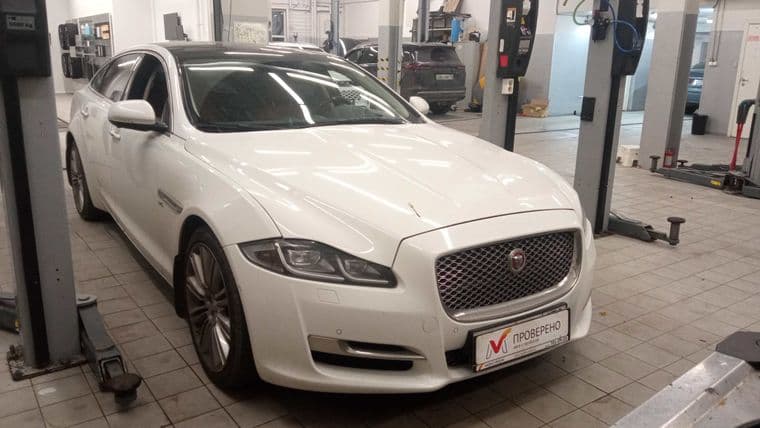 Jaguar XJ, 2016 - вид 2