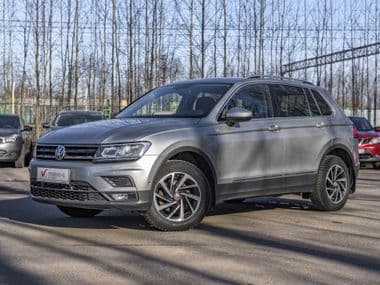 Volkswagen Tiguan 2018 года, 92 257 км - вид 1