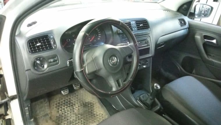Volkswagen Polo, 2011 - вид 4