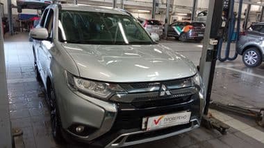 Mitsubishi Outlander 2022 года, 78 397 км - вид 2