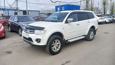 Mitsubishi Pajero Sport 2013 года, 239 222 км - вид 1