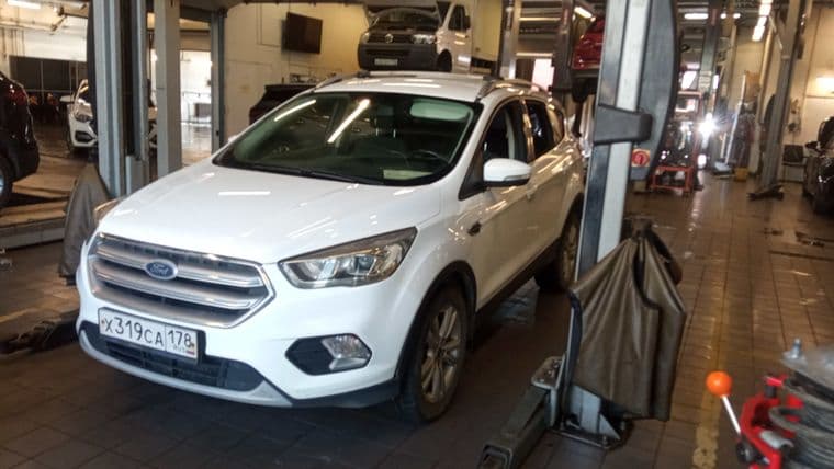 Ford Kuga, 2017