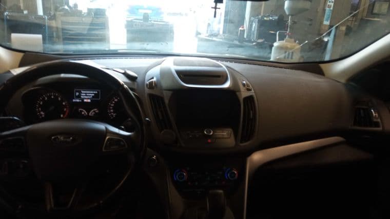 Ford Kuga, 2017 - вид 4