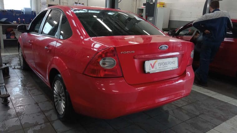 Ford Focus, 2010 - вид 3