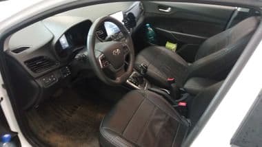 Hyundai Solaris 2022 года, 47 362 км - вид 2