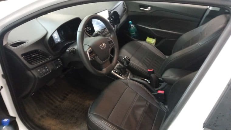 Hyundai Solaris 2022 года, 47 362 км - вид 2