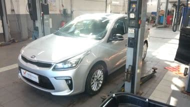 KIA Rio 2017 года, 109 339 км - вид 1
