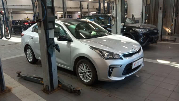 KIA Rio 2017 года, 109 339 км - вид 2