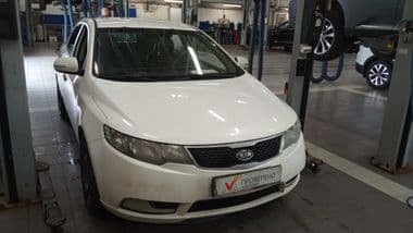 KIA Cerato 2012 года, 244 691 км - вид 2