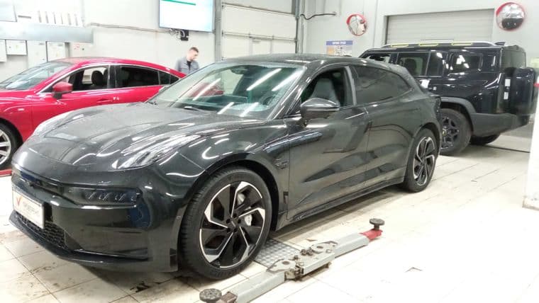 Zeekr 001, 2022
