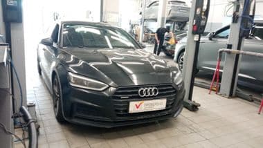 Audi A5 2018 года, 159 283 км - вид 2