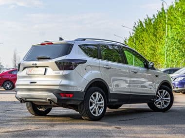 Ford Kuga 2017 года, 108 460 км - вид 2